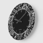 Black And Shiny Silver Floral Damasks Große Wanduhr (Winkel)