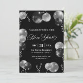 Black and Silver Glitter New Year's Eve Party  Einladung (Stehend Vorderseite)