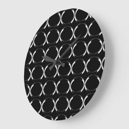 Black and Silver X and O throw pillow Große Wanduhr (Winkel)