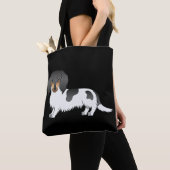 Black and Tan Piebald Long Hair Dackel auf Schwarz Tasche (Von Nahem)