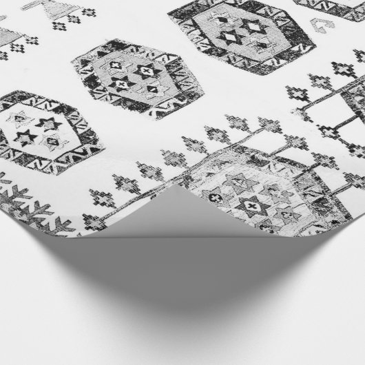 Black and White Aztec Shape Pattern Geschenkpapier (Ecke)