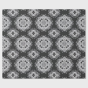 Black and White Bandanna Mandala Geschenkpapier