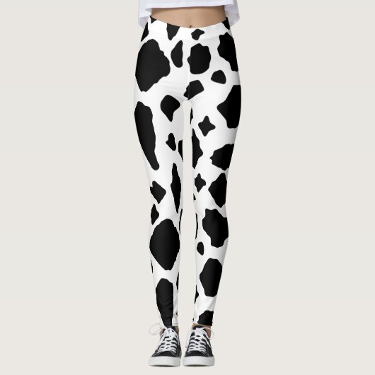 Black and White Cow Print Pattern Cute Leggings (Vorderseite)