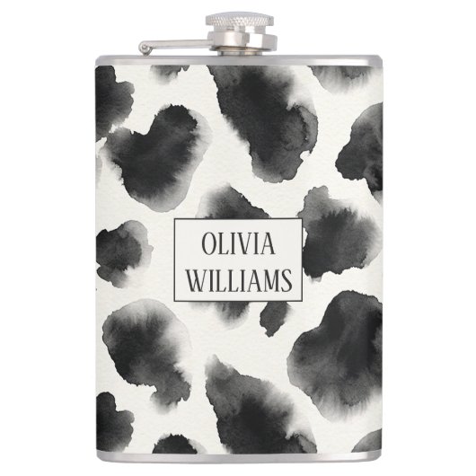 Black and White Cow Print Pattern Flachmann (Vorderseite)