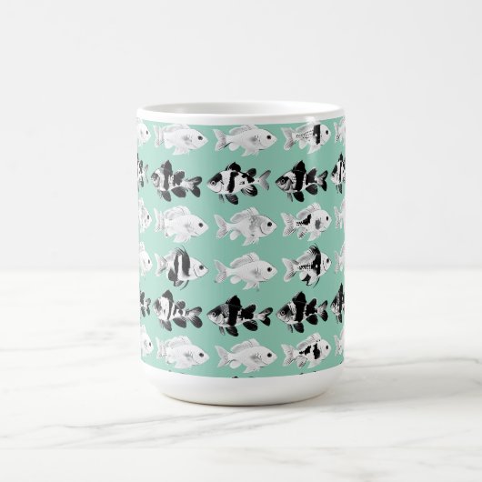 Black and white fish on teal background kaffeetasse (Mittel)
