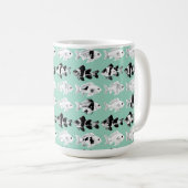 Black and white fish on teal background kaffeetasse (VorderseiteRechts)