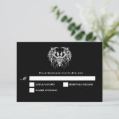 Black and white Gothic Halloween Wedding RSVP Card Karte (Stehend Vorderseite)