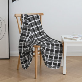 Black and White Half Heart Modern Fine Art Fleecedecke