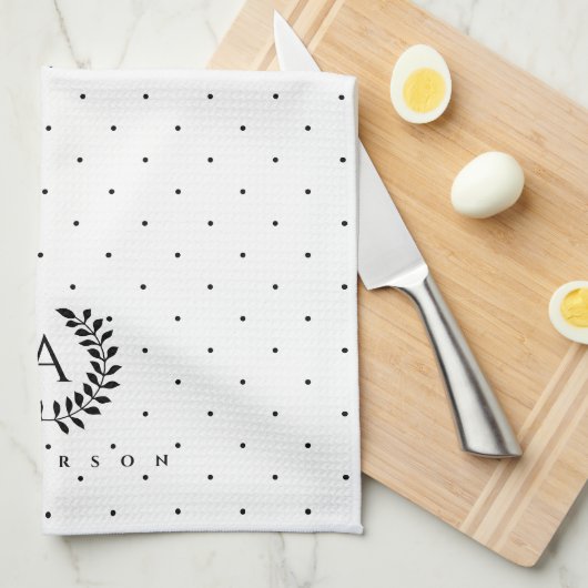 Black And White Laurel Monogram Polka Dot Pattern Geschirrtuch (Viertel Falte)