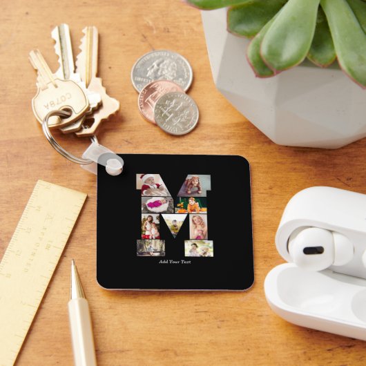Black and White Letter M Photo Collage Schlüsselanhänger (Schreibtisch)
