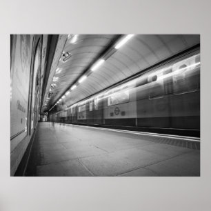 Black and White London Untergrund Speeding Train Poster