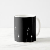 black and white minimal - Tasse / Kaffeebecher (VorderseiteRechts)