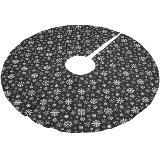 Black And White Modern Winter Snowflakes Pattern Polyester Weihnachtsbaumdecke (Schrägansicht)
