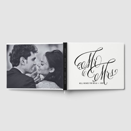Black and White Mr. & Mrs. Elegant Script Wedding Gästebuch (Voll)
