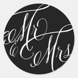Black and White Mr. & Mrs. Elegant Script Wedding Runder Aufkleber
