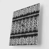 Black and White Mud Cloth Quadratische Wanduhr (Winkel)