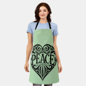 BLACK AND WHITE PEACE HEART SCHÜRZE (Getragen)