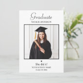 Black and White Photo Modern Graduation Einladung (Stehend Vorderseite)