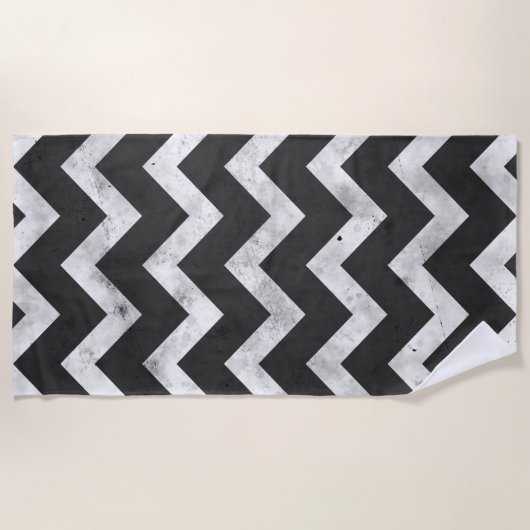 Black and white Rustic Chevron pattern Strandtuch (Vorderseite)