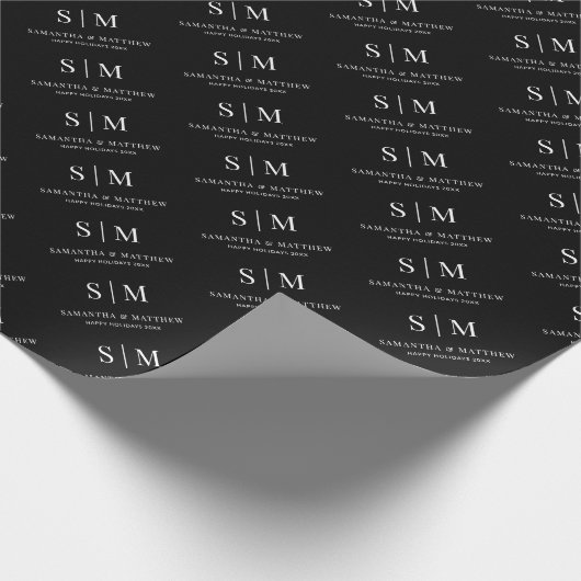 Black and White Simple Couple Monogram Geschenkpapier (Ecke)