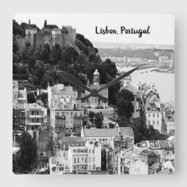 Black and White Skyline of Lisbon Portugal  Quadratische Wanduhr