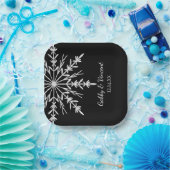 Black and White Snowflakes Winter Wedding Pappteller (Party)