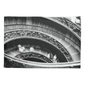 Black and White Spiral Staircase Kissenbezug (Rückseite)