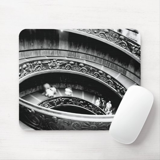 Black and White Spiral Staircase Mousepad (Mit Mouse)