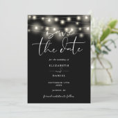 Black And White String Lights QR Code Wedding Save The Date (Stehend Vorderseite)