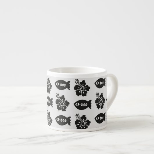 Black and White Tiki Fish and Flower Pattern Espressotasse (Vorderseite Rechts)