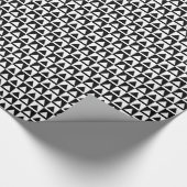 Black and White Triangle getric shape pattern Geschenkpapier (Ecke)