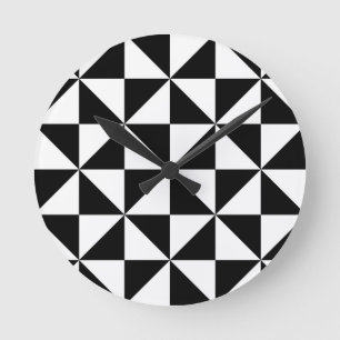 Black And White Triangle Pattern Runde Wanduhr