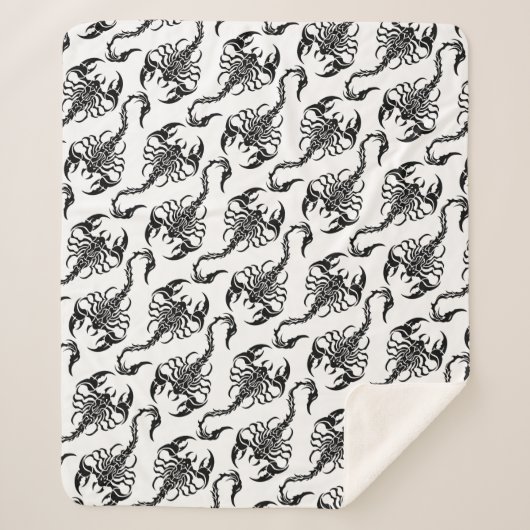 Black and White Tribal Scorpion Pattern Sherpadecke (Vorderseite)