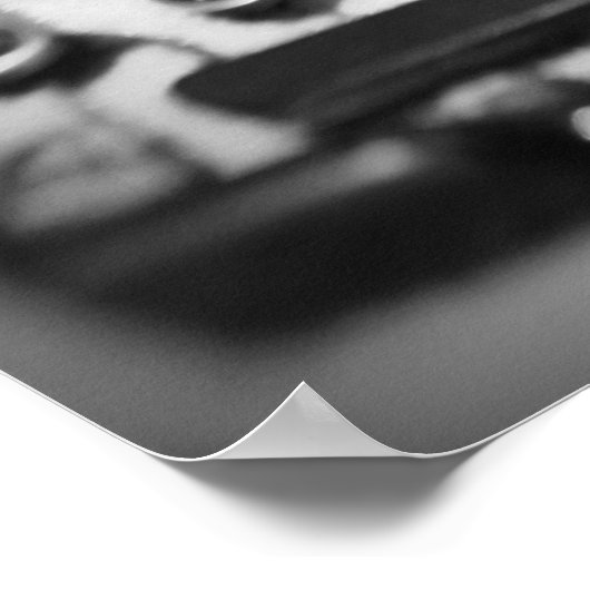 Black and White Typewriter Poster (Ecke)