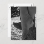 Black and White Young Feet Postkarte (Vorne/Hinten)