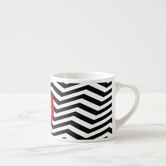 Black and White Zig Zag Pattern Red Monogram Espressotasse (Rechts)