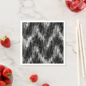 Black-and-white zigzag strokes serviette (Beispiel)