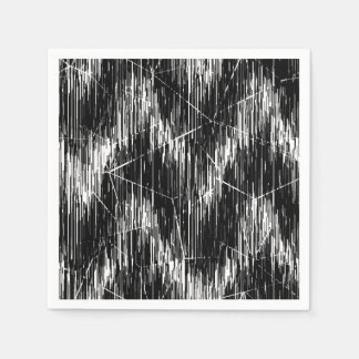 Black-and-white zigzag strokes serviette