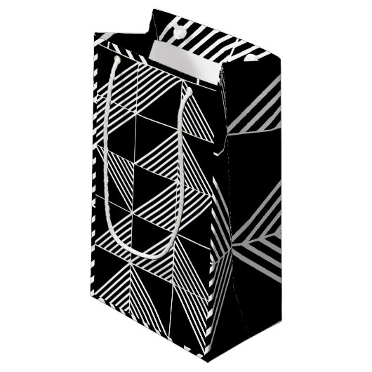 Black Art Deco Lines Kleine Geschenktüte (Vorderseite Schrägansicht)