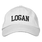 Black Athletic Block Monogram Custom Name Bestickte Baseballkappe (Vorderseite)