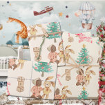 Black Baby Girl's First Christmas Holiday Geschenkpapier Set<br><div class="desc">Das erste Weihnachtsgeschenkpapier eines kleinen Mädchens mit einem Aquarellbaum,  Vintagen Puppen,  Teddybären und Bonbons in einem Set von drei Blättern derselben Bildsprache.</div>