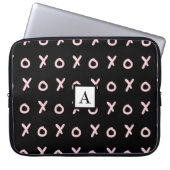 Black & Baby Pink X O XO XO Niedlich Trendy Laptopschutzhülle (Vorderseite)
