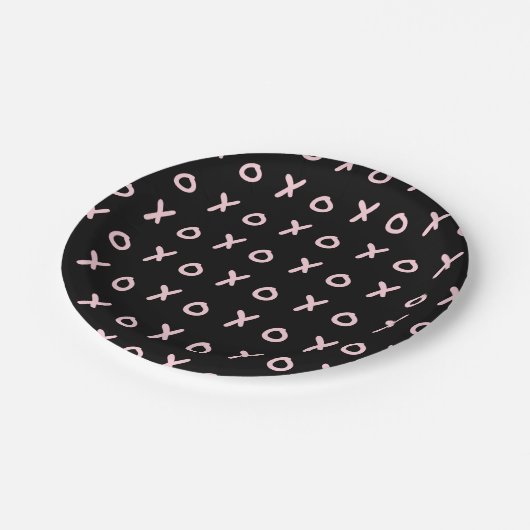 Black & Baby Pink X O XO XO Niedlich Trendy Pappteller (Schrägansicht)