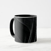 BLACK BACKGROUND AND DELICATE LIGHT BRUSHSTROKES TASSE (Vorderseite Links)