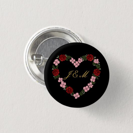 Black badge with a pink and red heart button (Vorne & Hinten)