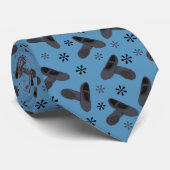 Black Ballet Shoes auf Blue Gemustert Krawatte (Gerollt)