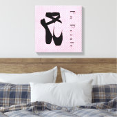 Black Ballet Shoes En Pointe Leinwanddruck (Insitu (Schlafzimmer))