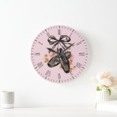 Black Ballet Slippers Große Wanduhr (Zuhause)