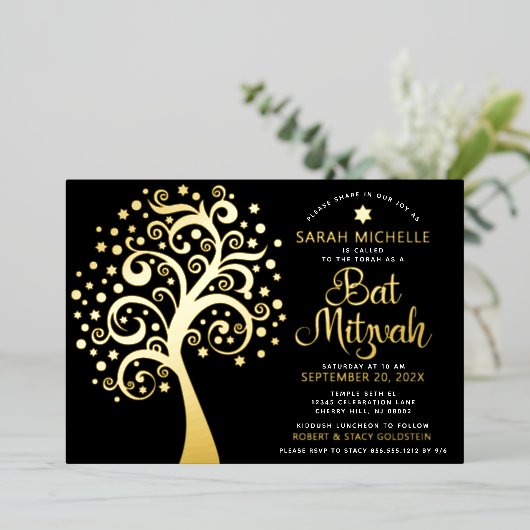 Black Bat Mitzvah Tree of Life Script Real Gold Folieneinladung (Stehend vorne)