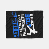 Black Belt Sprichwort Karate Taekwondo Kampfkünste Fleecedecke (Vorderseite (Horizontal))